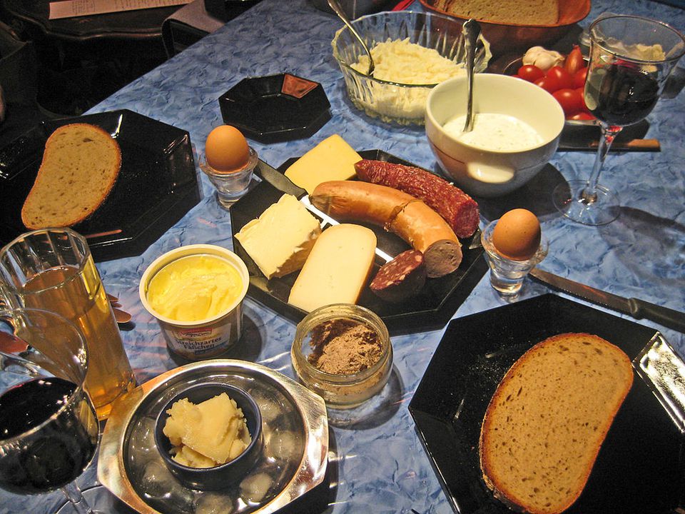 Warum essen Deutsche abends oft kalt?